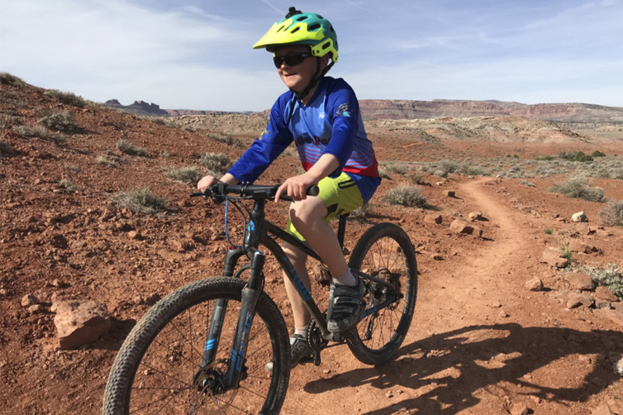 Tales of a Mountain Mama - Frog MTB 62 Review